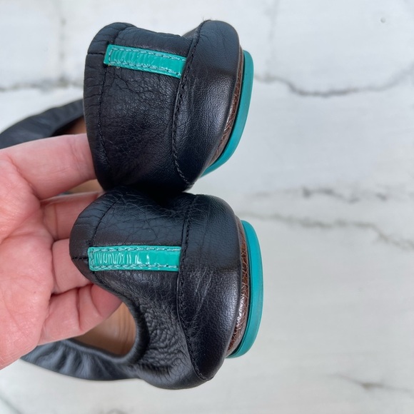 Tieks ballet flats in matte black leather shoes size 7 - Picture 7 of 8